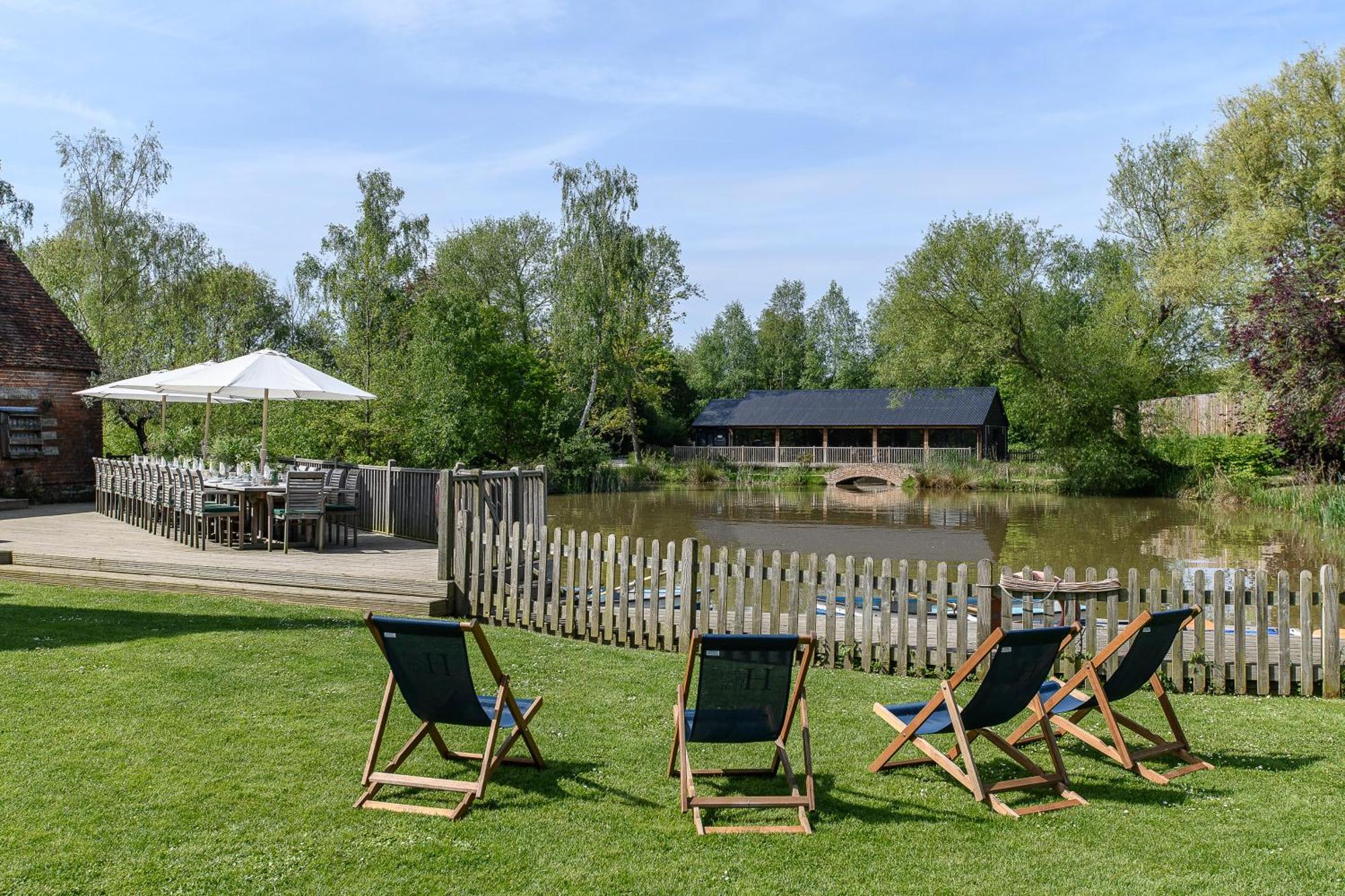 Villa Vineyard Oast Sleeps 25 à Wavehorne Extérieur photo